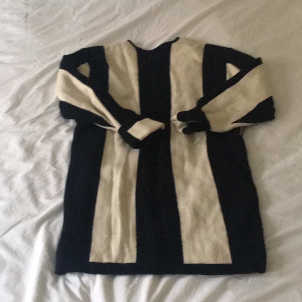 Sweater - Picture 3 of 3